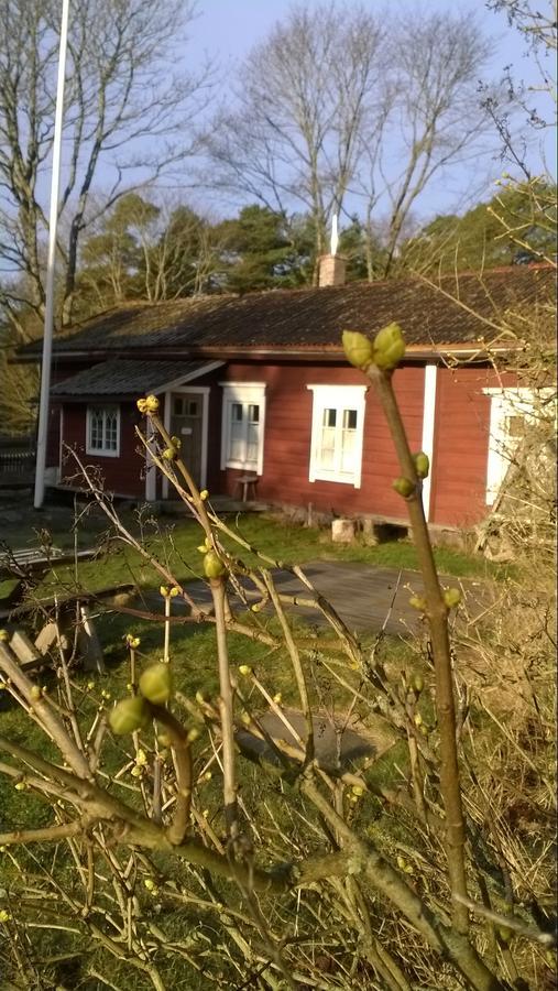 Majatalo Martta Otel Nagu Dış mekan fotoğraf